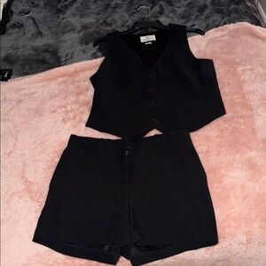 Aritzia Babaton black Vest and Shorts Set